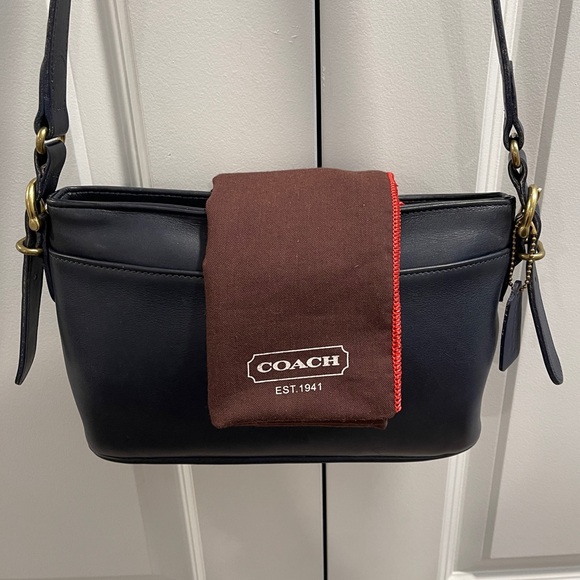 COACH VINTAGE EQUESTRIAN ZIP BAG No 9802 - Picture 2 of 16